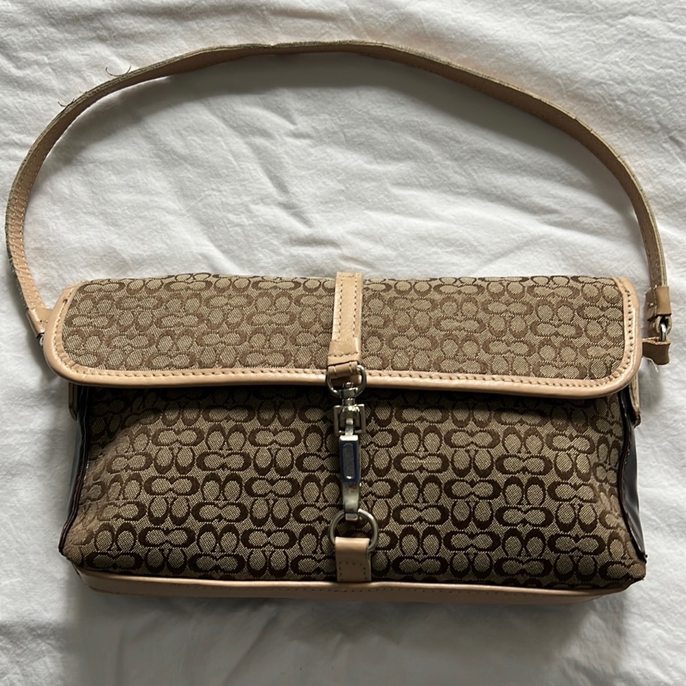 Coach shoulder bag